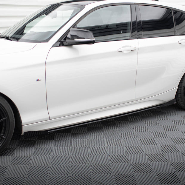 Street Pro Sidokjolar Diffusers V.2 + Flaps för BMW 1 F20 M135i / M140i / M-Pack