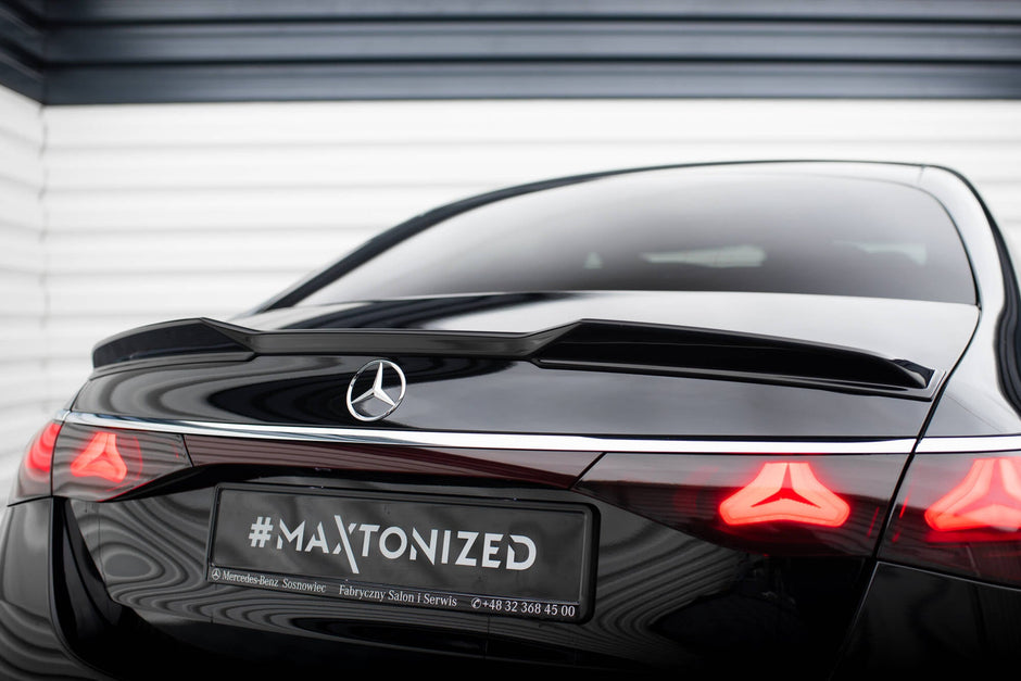 Spoilerläpp 3D för Mercedes-Benz E Sedan AMG-Line W214