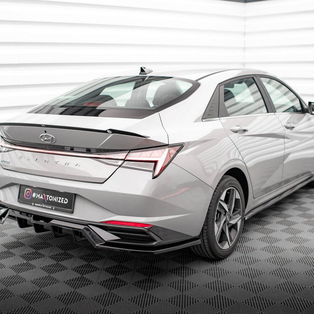 Spoilerläpp för Hyundai Elantra Mk7