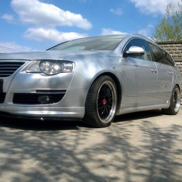Frontläpp för Volkswagen Passat B6 R-LINE
