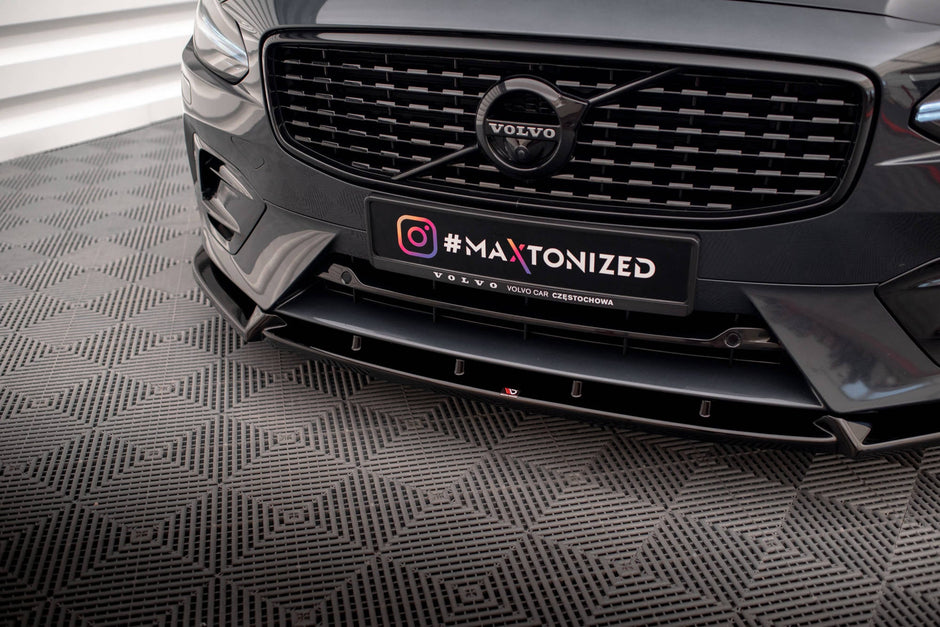 Frontläpp för Volvo V90 / S90 R-Design Mk2