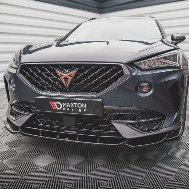 Frontläpp V.1 för Cupra Formentor