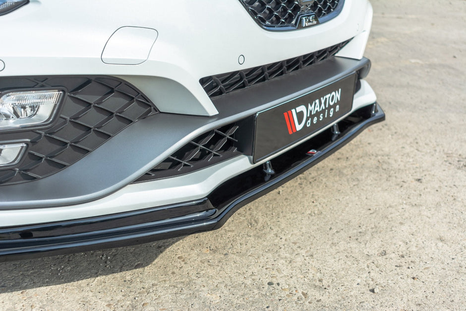 Frontläpp V.1 för Renault Megane Mk4 RS