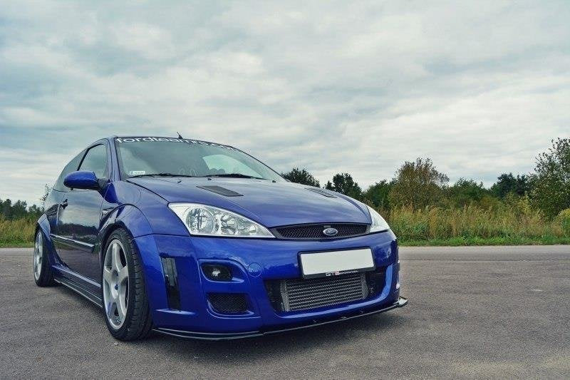 Frontläpp för Ford Focus RS Mk1