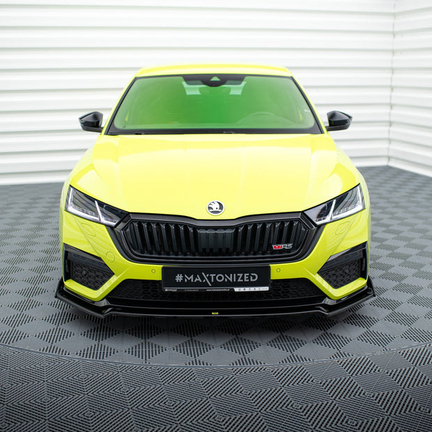 Frontläpp V.2 + Flaps för Skoda Octavia RS Mk4