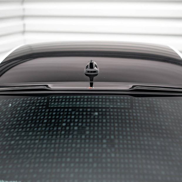 The Extension Of The Rear Window för Skoda Octavia Liftback Mk4