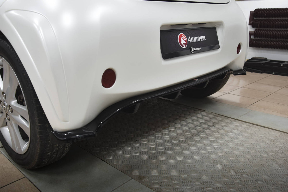 Bakre Splitter (With Vertical Bars) för Toyota IQ