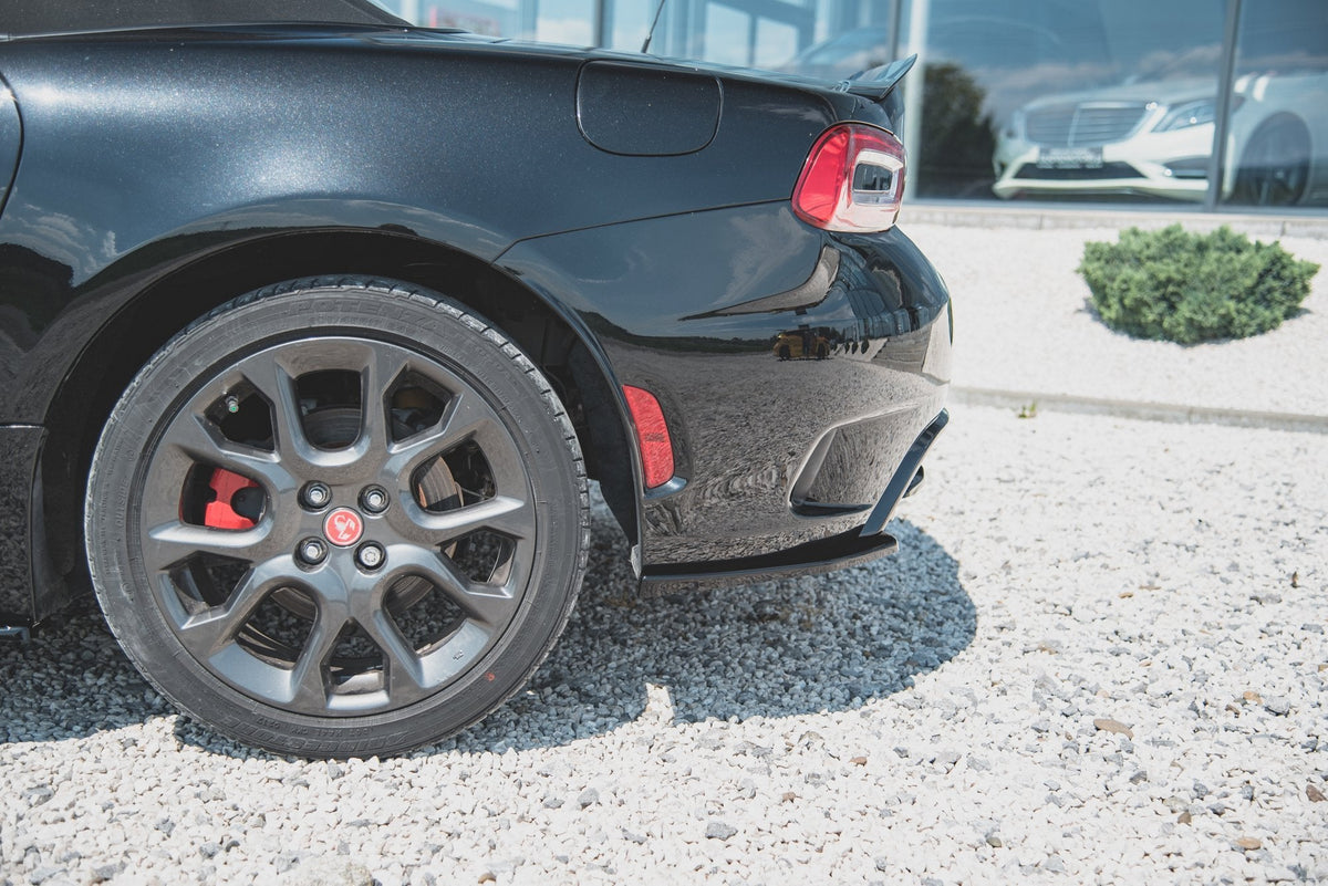 Bakre Sidosplitters för Abarth 124 Spider