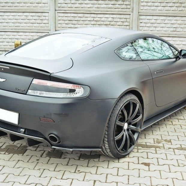 Bakre Sidosplitters för Aston Martin V8 Vantage