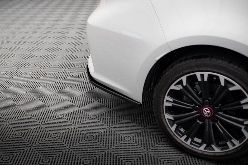 Bakre Sidosplitters för Toyota Corolla Mk12 Sedan