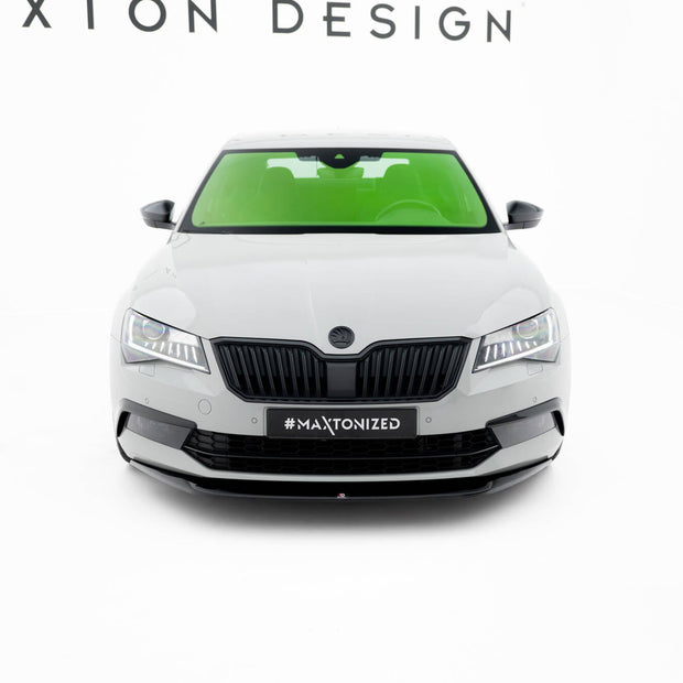 Splitter-kit för Skoda Superb Liftback Mk3