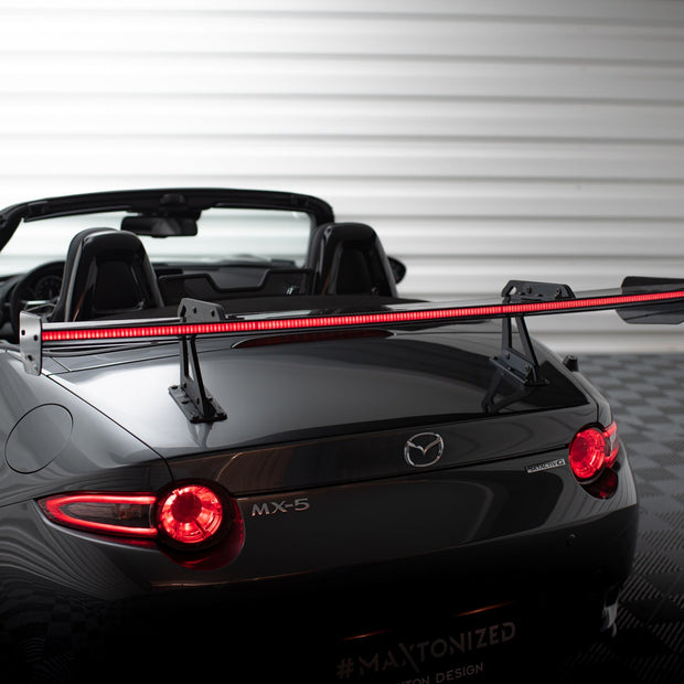 Kolfiberspoiler med övre swan-fäste + LED för Mazda MX-5 ND (Mk4)