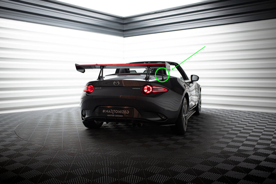 Kolfiberspoiler med övre swan-fäste + LED för Mazda MX-5 ND (Mk4)
