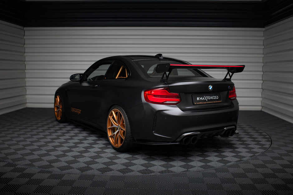 Kolfiberspoiler med yttre fästen + LED för BMW M2 F87 / 2 / 2 M-Pack F22