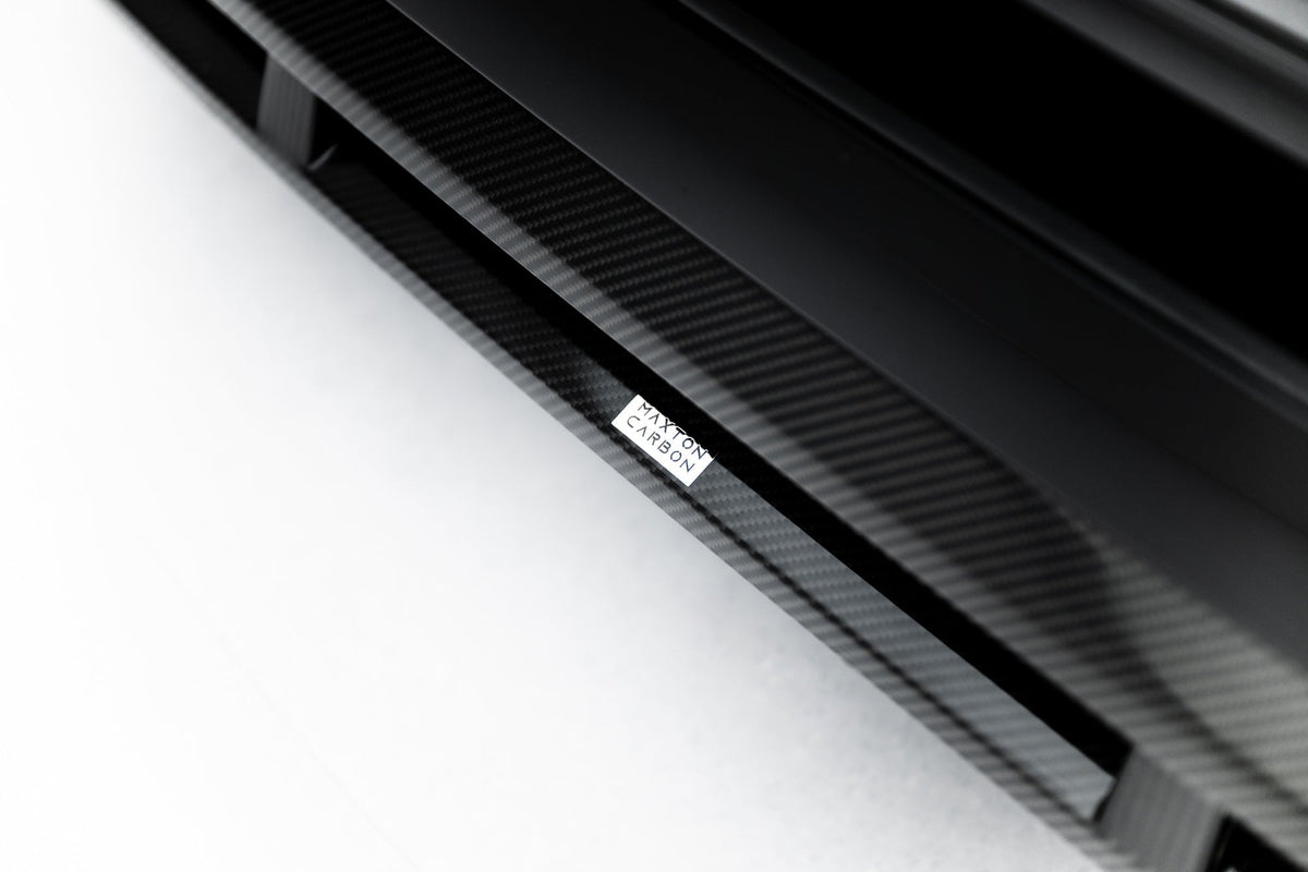 Set Of Prepreg Carbon Splitters för Audi Q8 S-Line Mk1 Facelift