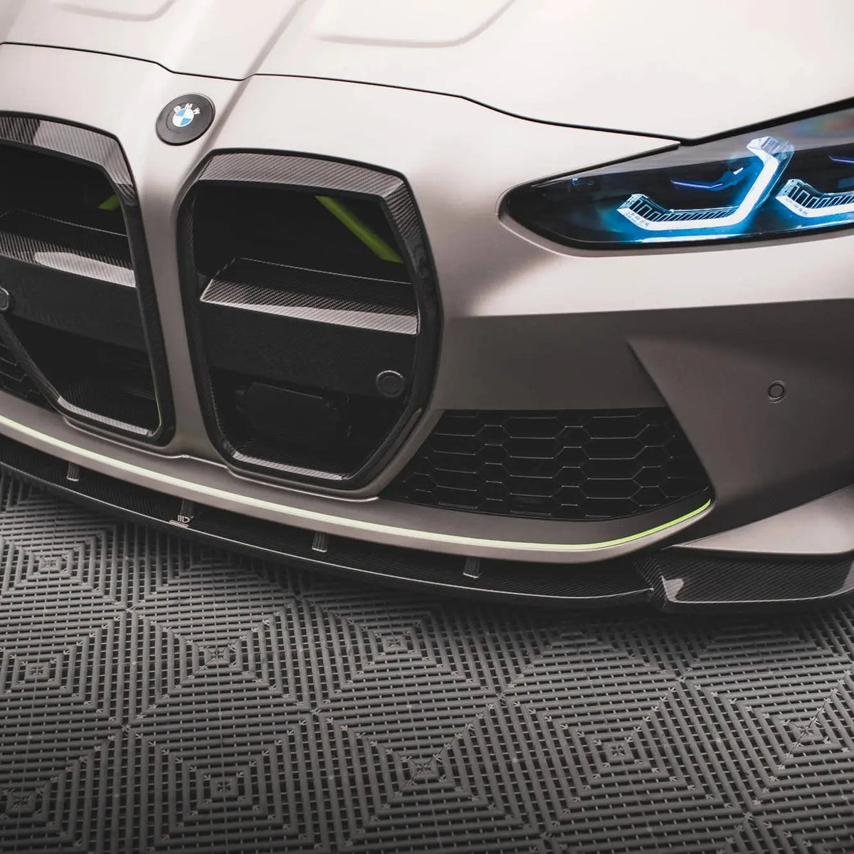 BMW M4 G82 / M3 G80 2021+ Kolfiber Frontsplitter Maxton Design Maxton Design