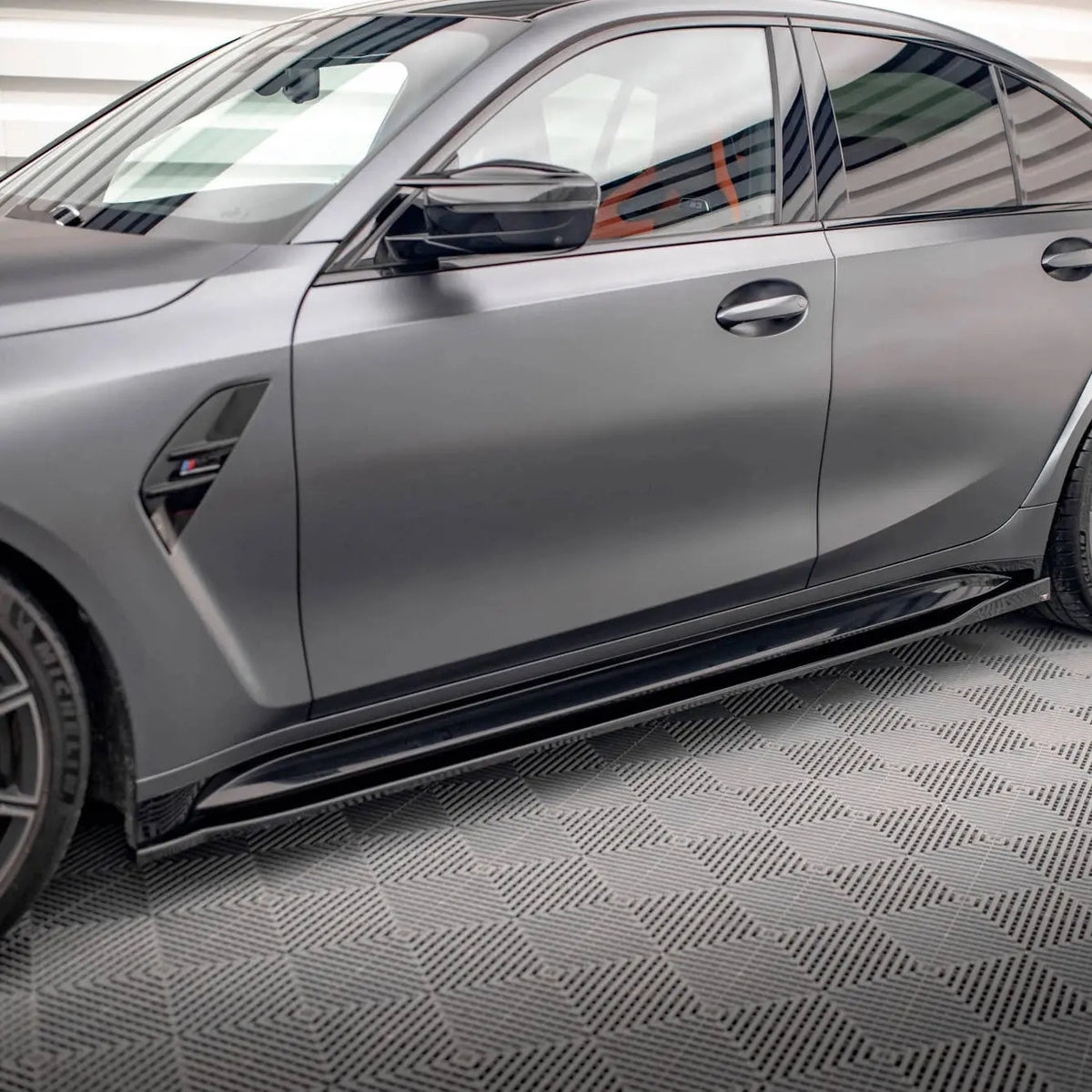 BMW M3 G80 2021+ Sidokjolar Maxton Design Maxton Design