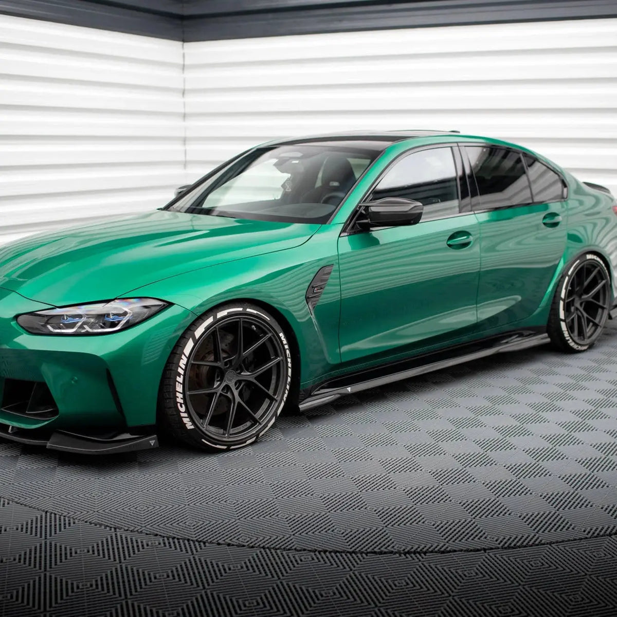 BMW M3 G80 2021+ Sidokjolar Maxton Design Maxton Design