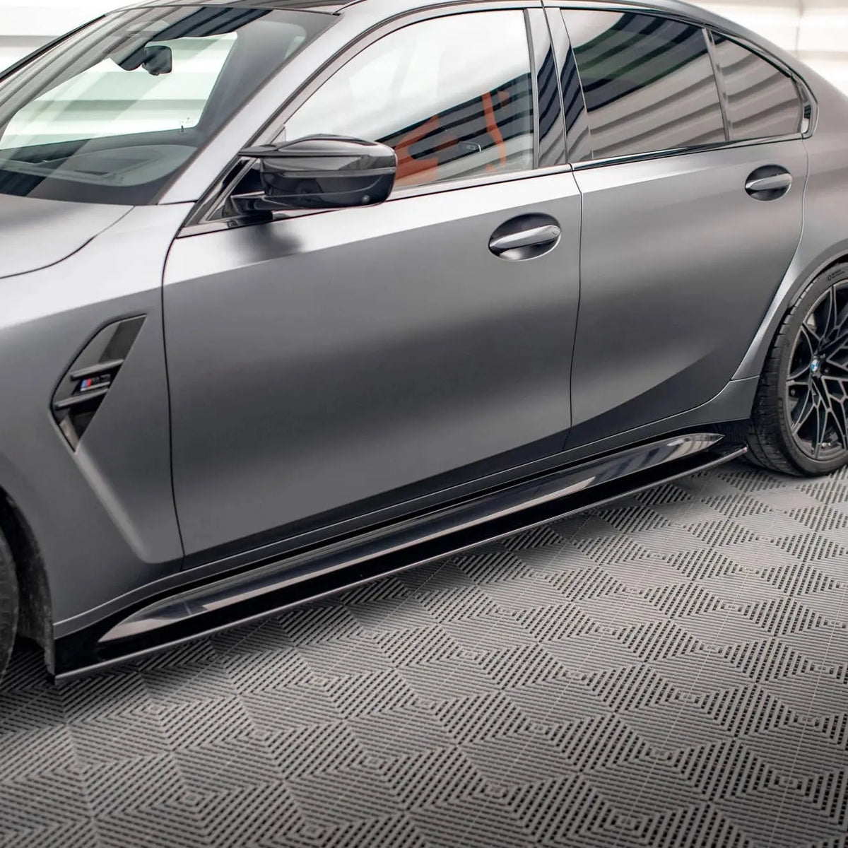 BMW M3 G80 2021+ Sidokjolar Maxton Design Maxton Design