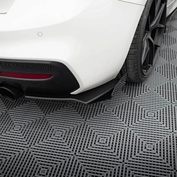 Maxton Design Add-On Racing Bakre Sidesplitters – BMW F20 LCI M140i Maxton Design