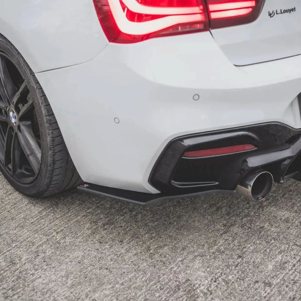 Maxton Design Racing Bakre Sidesplitters V3 – BMW M140i F20 F21 Maxton Design