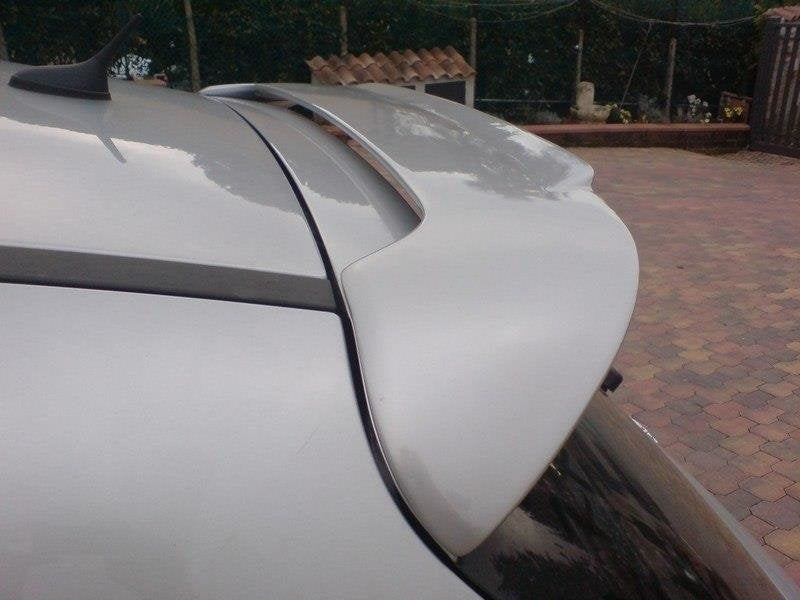 Spoiler 1 för Peugeot 207 Hatchback