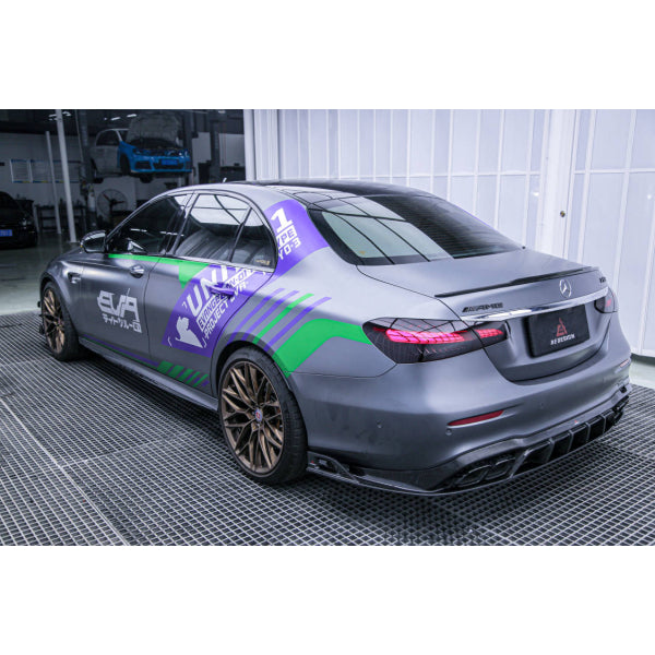 AE Design aeropaket i vacuum carbon för Mercedes-Benz E63S AMG