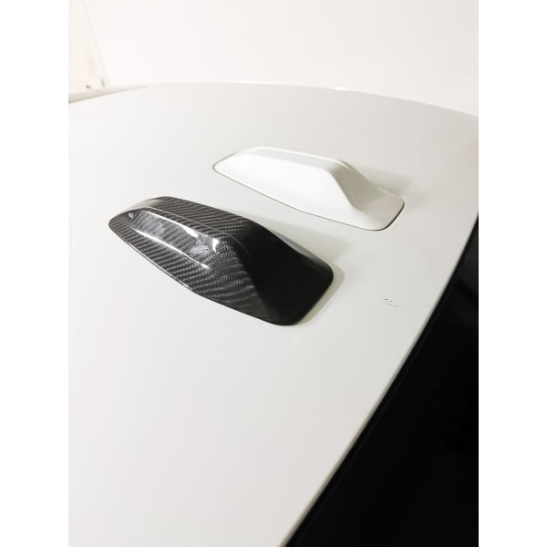Hajfenekåpa för antenn i pre-preg carbon för BMW 5 G60/G61 & M5 G90/G99