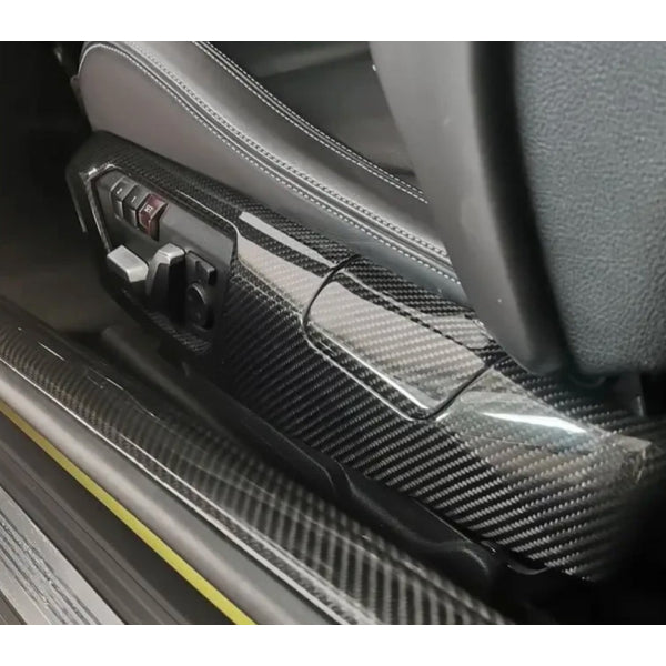 Sidokåpor till säten i pre-preg carbon för BMW M3 F80 & M4 F82/F83