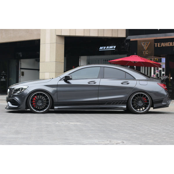 Bodykit i carbon för Mercedes-Benz AMG CLA45 C117 Facelift 2016–2018