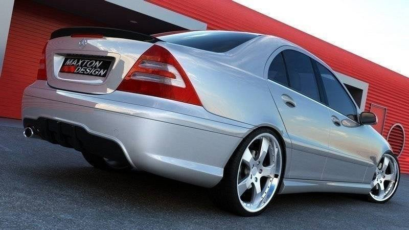 Bodykit för Mercedes-Benz C-Class W203 AMG 204 LOOK