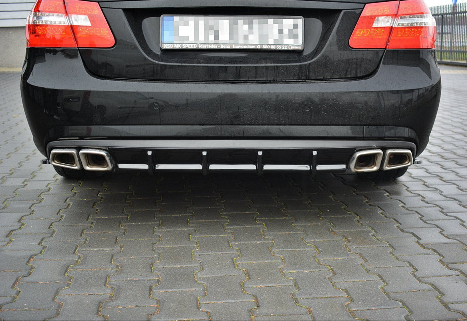 Rear Valance för Mercedes-Benz E63 AMG W212
