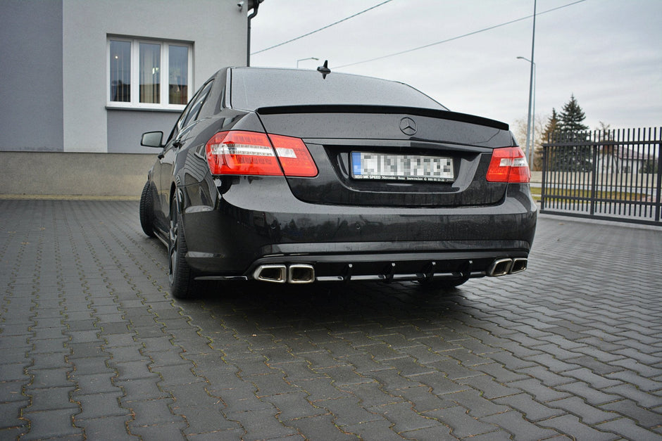 Rear Valance för Mercedes-Benz E63 AMG W212