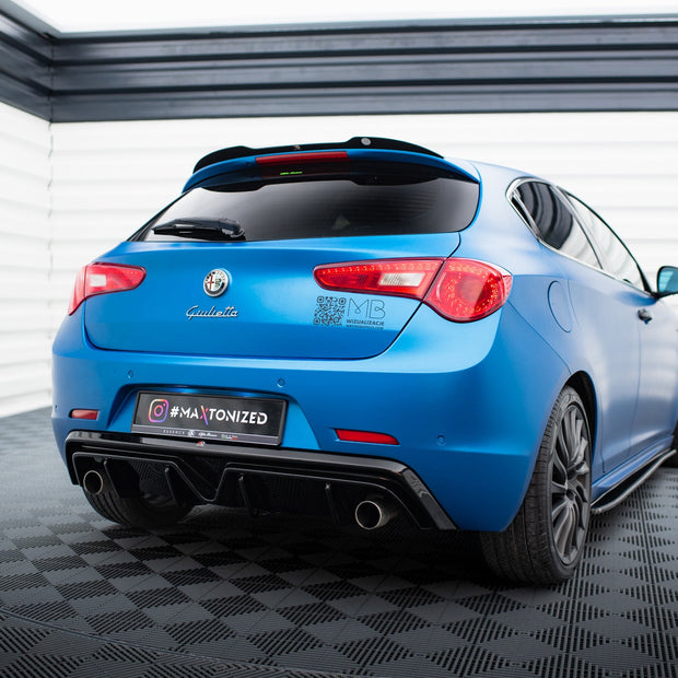 Rear Valance för Alfa Romeo Giulietta (Exhaust On Both Sides Version)