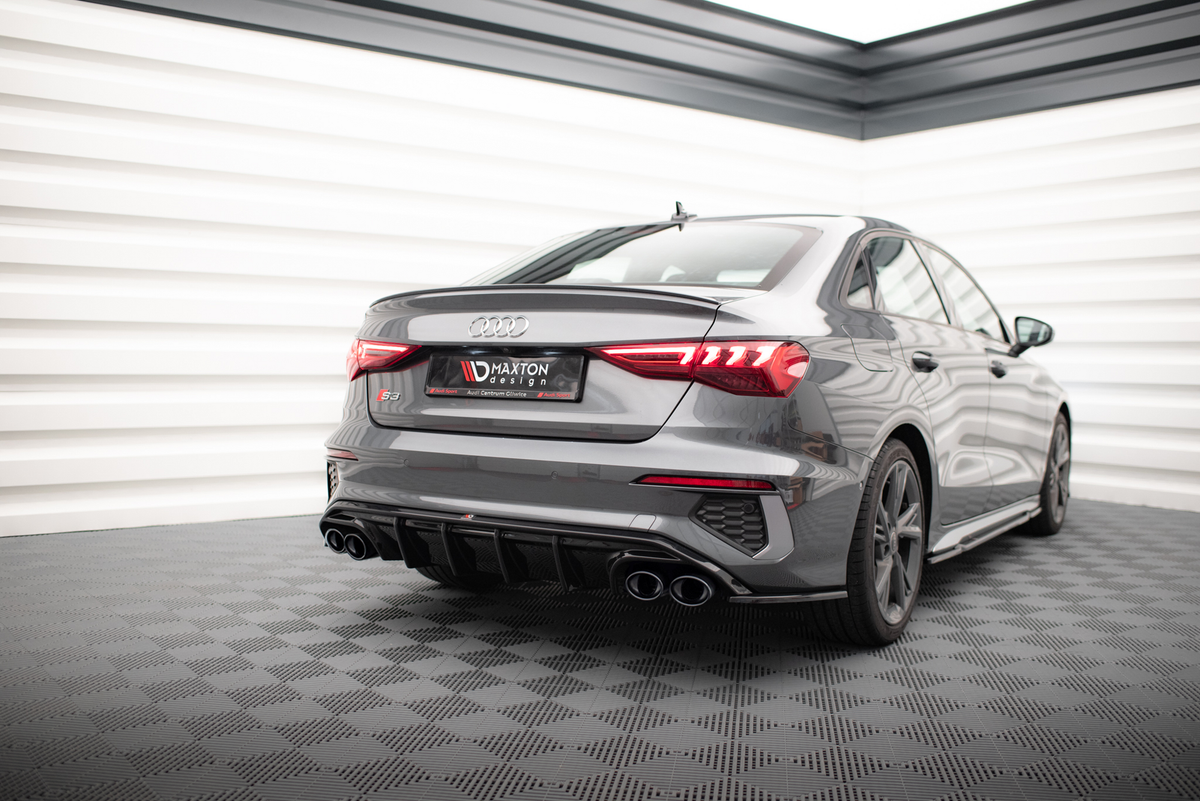 Rear Valance + Exhaust Ends Imitation för Audi A3 S-Line Sedan 8Y