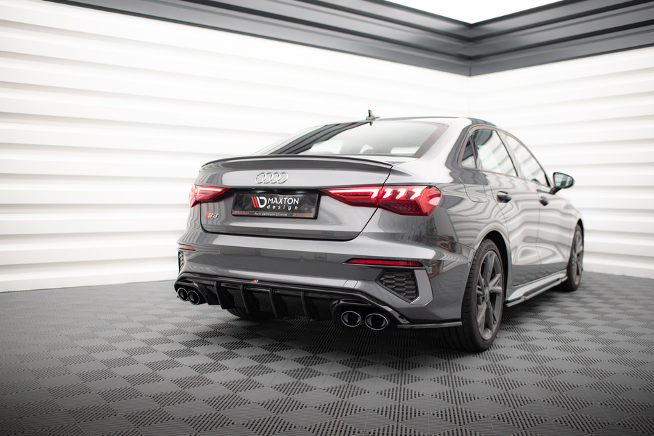 Rear Valance + Exhaust Ends Imitation för Audi A3 S-Line Sedan 8Y