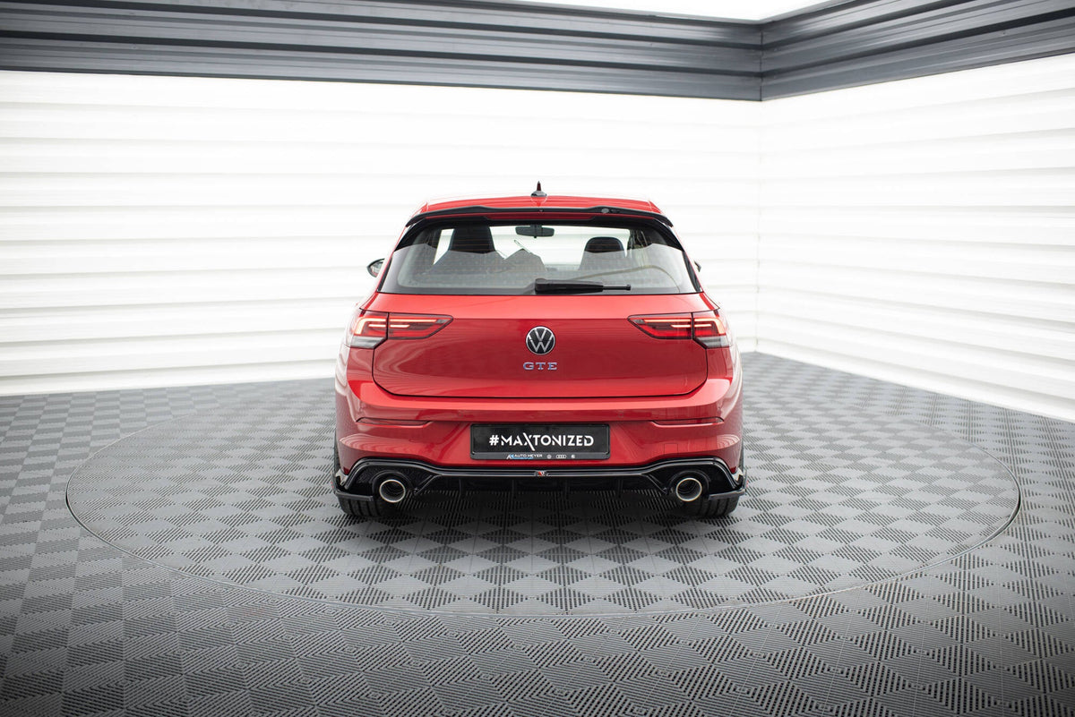 Rear Valance + Exhaust Ends Imitation för Volkswagen Golf GTE / R-Line Mk8 / Mk8 Facelift