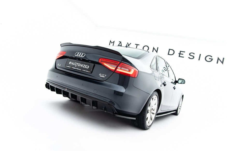 Rear Valance för Audi A4 B8 Facelift (Single side dual Exhaust version)