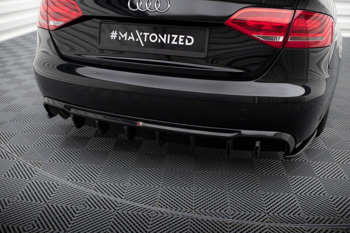 Rear Valance för Audi A4 B8 (Single side dual Exhaust version)