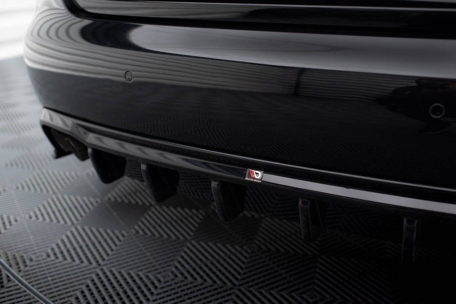 Rear Valance för Audi A4 B8 (Single side dual Exhaust version)