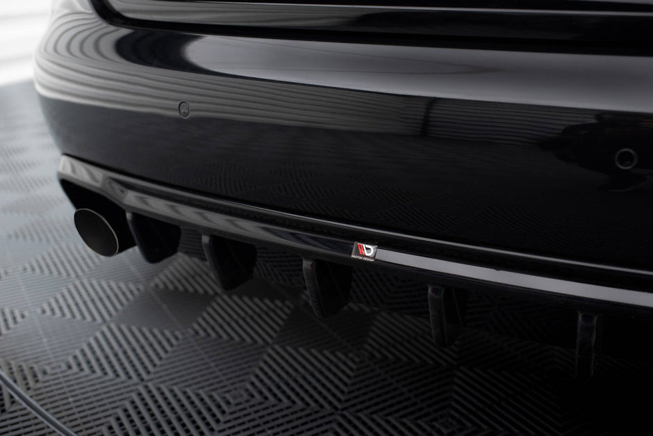 Rear Valance för Audi A4 B8 (Version with single Exhausts on two sides)