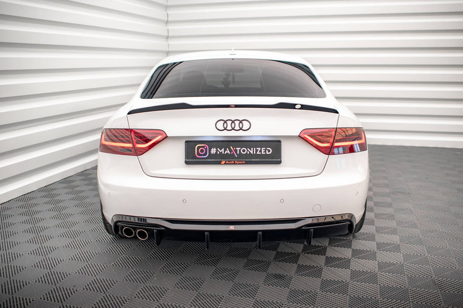 Rear Valance för Audi A5 Sportback 8T Facelift (Version with dual Exhausts on one side)