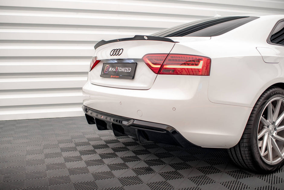 Rear Valance för Audi A5 Sportback 8T Facelift (Version with dual Exhausts on one side)
