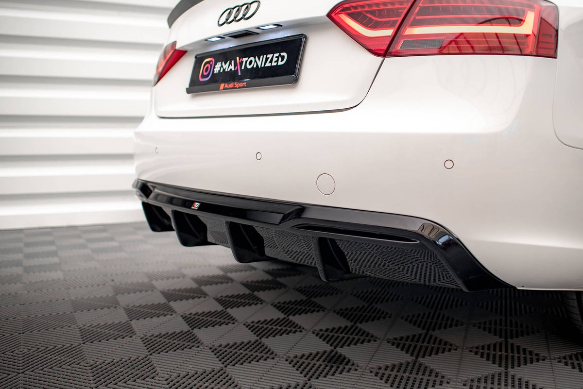 Rear Valance för Audi A5 Sportback 8T Facelift (Version with dual Exhausts on one side)