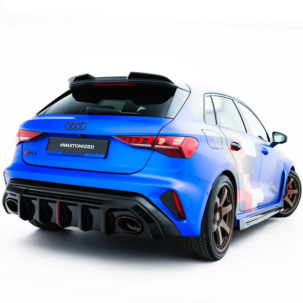Rear Valance för Audi RS3 8Y Sportback 8Y Facelift (Version with original reflector)