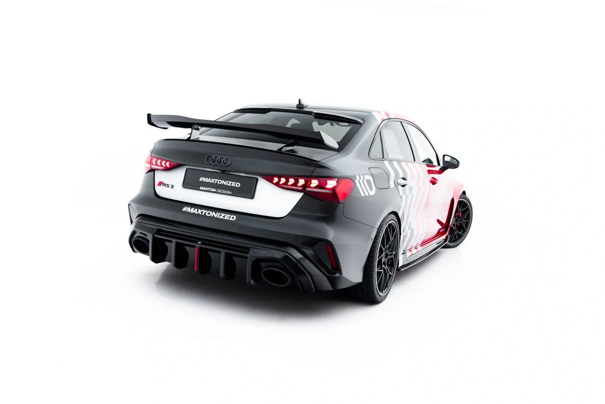 Rear Valance för Audi RS3 Sedan 8Y Facelift (Version with original reflector)