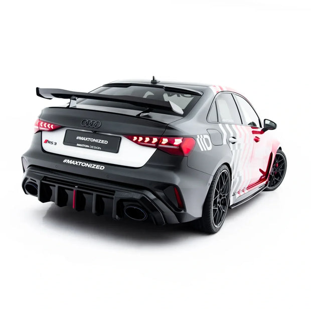 Rear Valance för Audi RS3 Sedan 8Y Facelift (Version with original reflector)