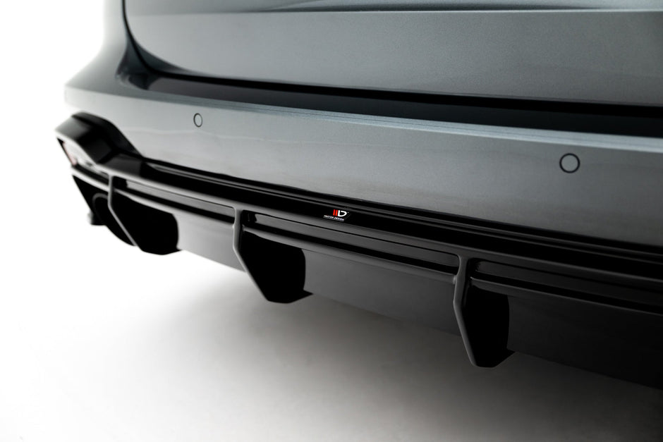 Rear Valance för Audi RS7 C8 (Version with towbar)