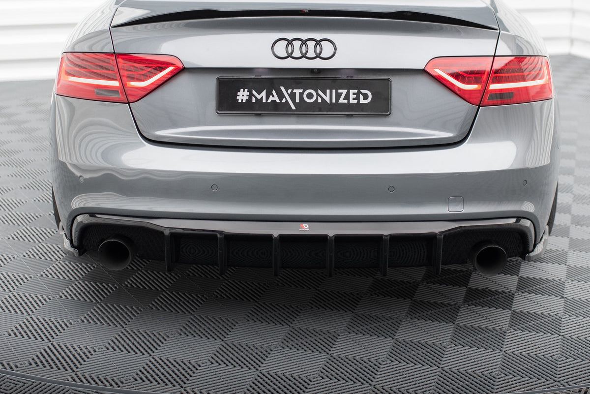 Rear Valance för Audi S5 / A5 S-Line 8T Facelift (Version with single Exhausts on both sides)