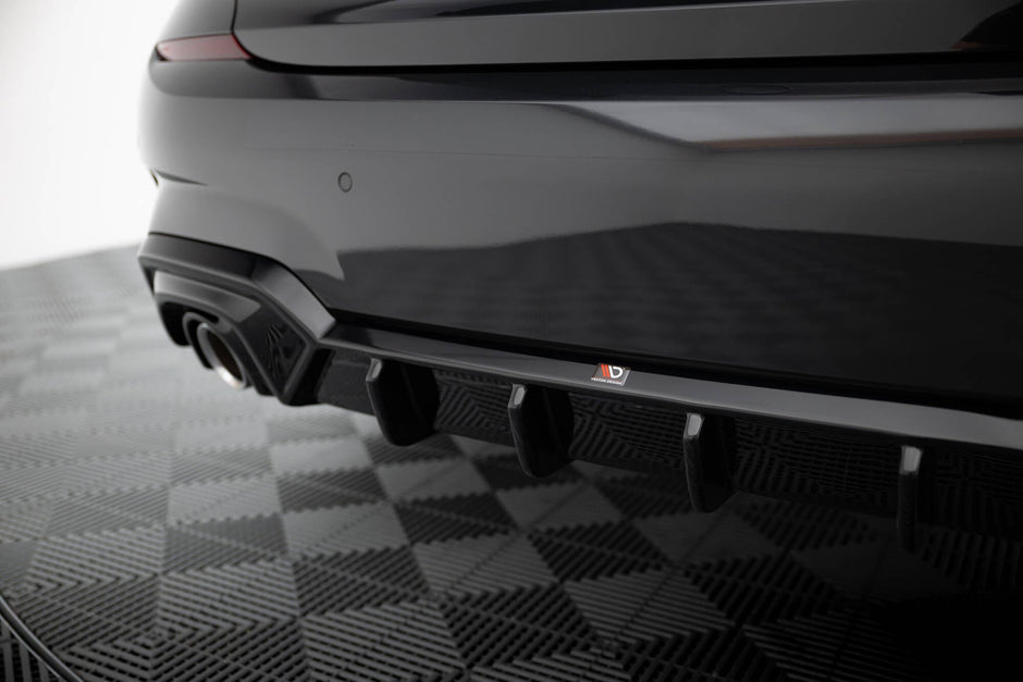 Rear Valance för BMW 3 M-Pack G20 / G21 (Fits car with towbar)